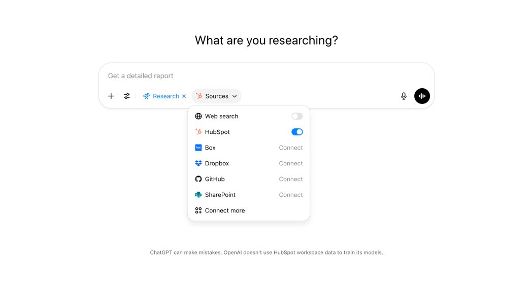 Captura de pantalla de ChatGPT con la investigación en profundidad configurada y HubSpot activado como fuente.